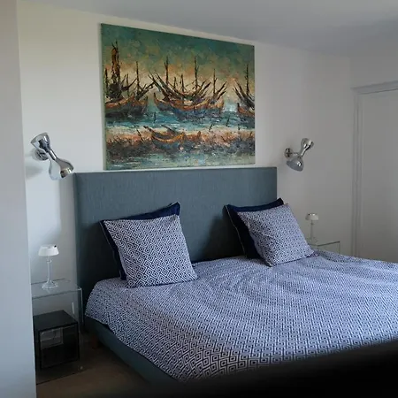 Superbe T4 Vue A Royan, 2 Min A Pied Des Plages Appartement *